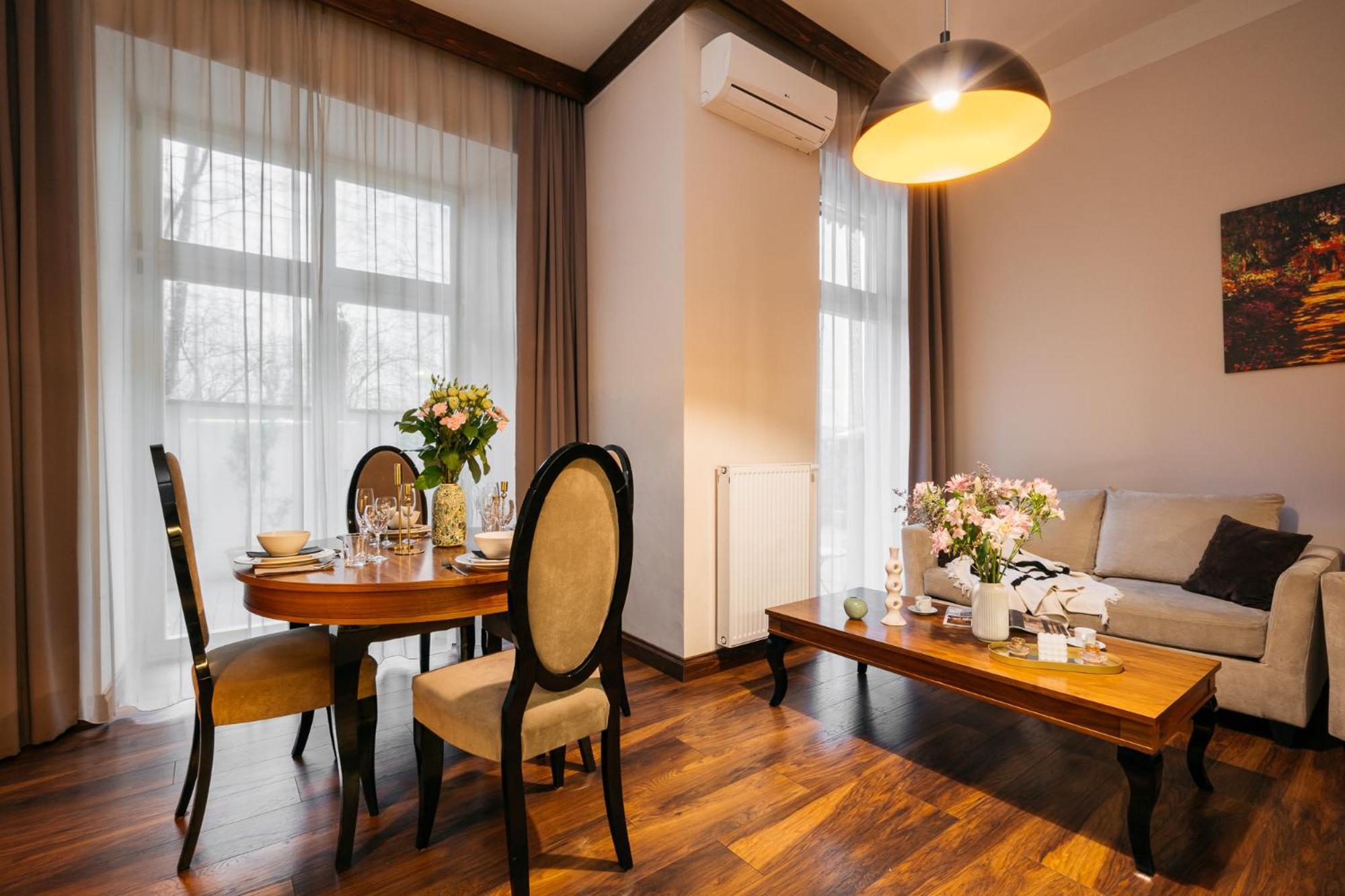 Topolowa Residence - Loftaffair Collection Krakau Buitenkant foto
